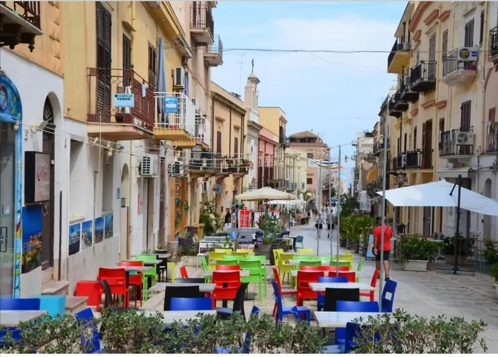 Casa Vacanza Giulia Castellammare del Golfo 0*,